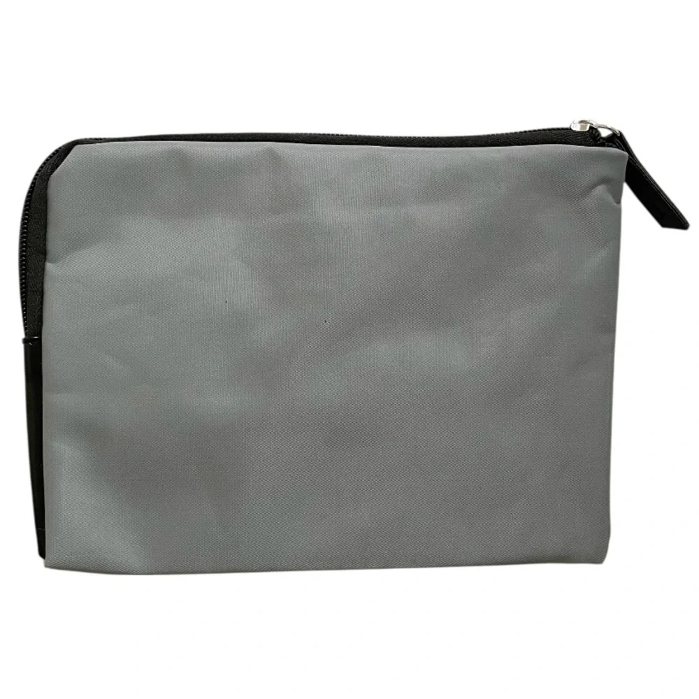 TUMI for DELTA Cosmetic Bag Travel Vacation Toiletry Grey Nylon Zip Close Lined
